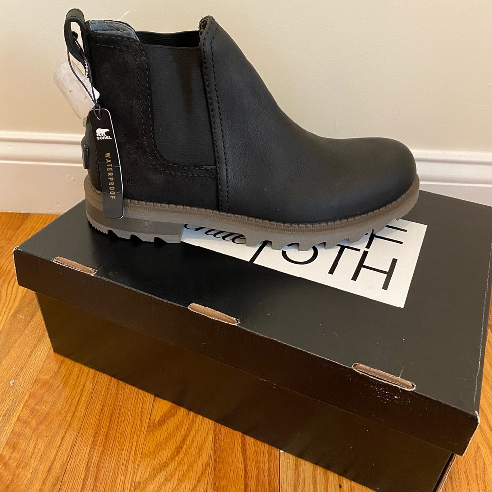 Sorel size 10 waterproof boots